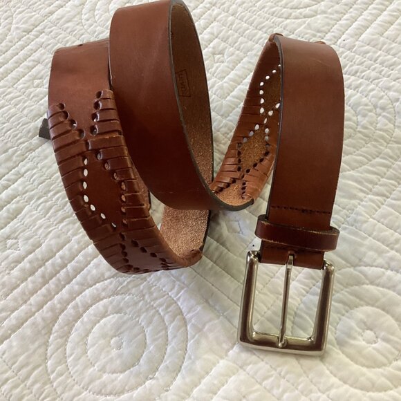 Levi’s Cowhide Leather Brown Belt Men’s Size 34 With Decorative Cutouts & Silver - Picture 2 of 16